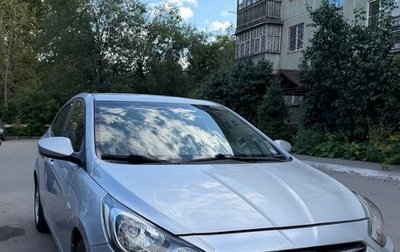 Hyundai Solaris II рестайлинг, 2011 год, 700 000 рублей, 1 фотография