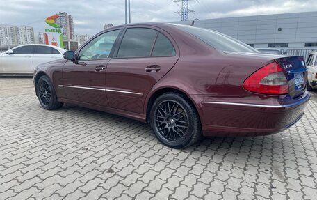 Mercedes-Benz E-Класс, 2007 год, 1 000 000 рублей, 4 фотография