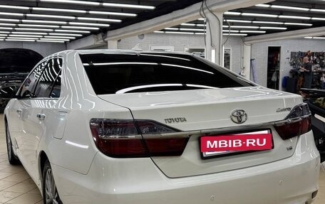 Toyota Camry, 2016 год, 2 200 000 рублей, 4 фотография