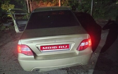 Daewoo Nexia I рестайлинг, 2008 год, 100 000 рублей, 4 фотография