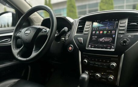 Nissan Pathfinder, 2014 год, 2 175 000 рублей, 10 фотография