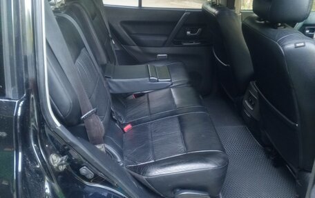 Mitsubishi Pajero III рестайлинг, 2004 год, 1 060 000 рублей, 2 фотография