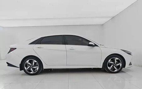 Hyundai Elantra, 2022 год, 1 654 000 рублей, 15 фотография