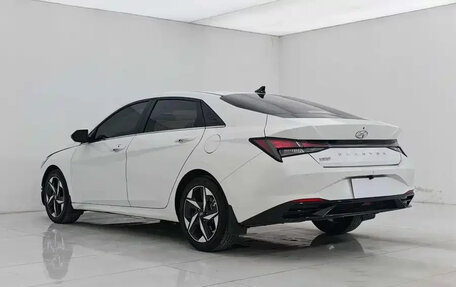 Hyundai Elantra, 2022 год, 1 654 000 рублей, 4 фотография