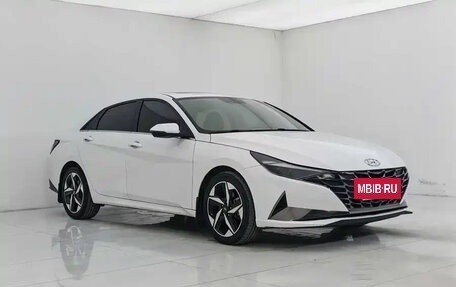 Hyundai Elantra, 2022 год, 1 654 000 рублей, 2 фотография
