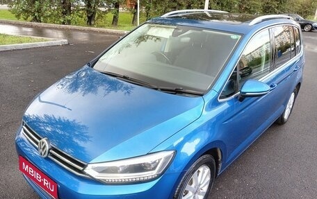 Volkswagen Touran III, 2016 год, 1 350 000 рублей, 1 фотография