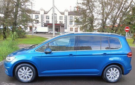 Volkswagen Touran III, 2016 год, 1 350 000 рублей, 5 фотография