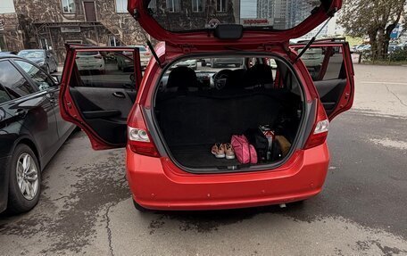 Honda Fit III, 2002 год, 310 000 рублей, 8 фотография