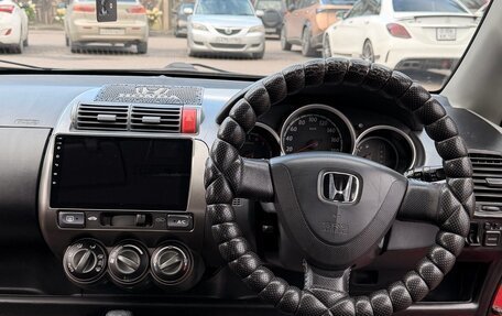 Honda Fit III, 2002 год, 310 000 рублей, 14 фотография