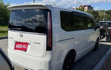 Honda Stepwgn, 2022 год, 2 880 000 рублей, 4 фотография