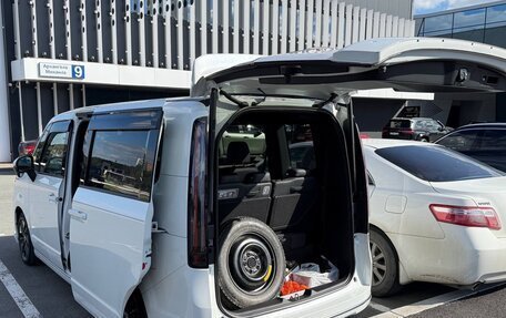 Honda Stepwgn, 2022 год, 2 880 000 рублей, 16 фотография