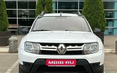 Renault Duster I рестайлинг, 2016 год, 725 000 рублей, 2 фотография
