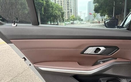 BMW 3 серия, 2022 год, 2 849 000 рублей, 12 фотография