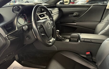 Lexus ES VII, 2019 год, 4 190 000 рублей, 7 фотография