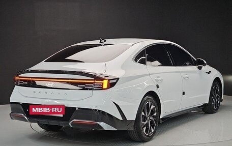 Hyundai Sonata VIII, 2023 год, 2 700 000 рублей, 3 фотография