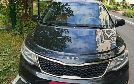 KIA Rio III рестайлинг, 2017 год, 930 000 рублей, 3 фотография