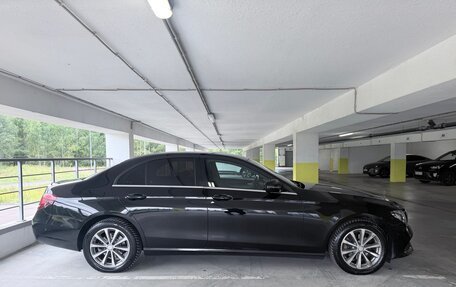 Mercedes-Benz E-Класс, 2016 год, 2 250 000 рублей, 5 фотография
