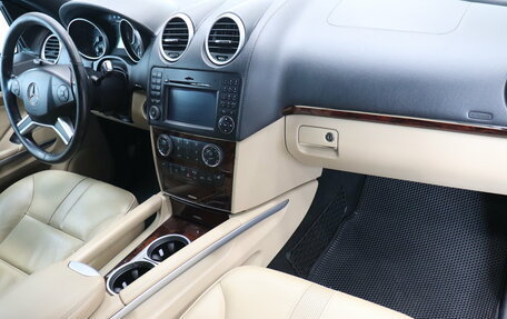 Mercedes-Benz M-Класс, 2010 год, 1 420 000 рублей, 6 фотография
