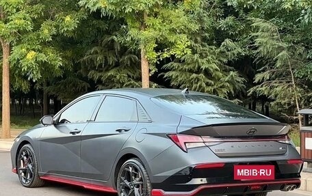 Hyundai Elantra, 2023 год, 1 900 000 рублей, 4 фотография
