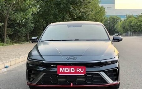 Hyundai Elantra, 2023 год, 1 900 000 рублей, 2 фотография