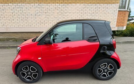 Smart Fortwo III, 2018 год, 1 075 000 рублей, 3 фотография