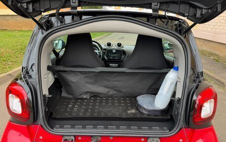 Smart Fortwo III, 2018 год, 1 075 000 рублей, 8 фотография