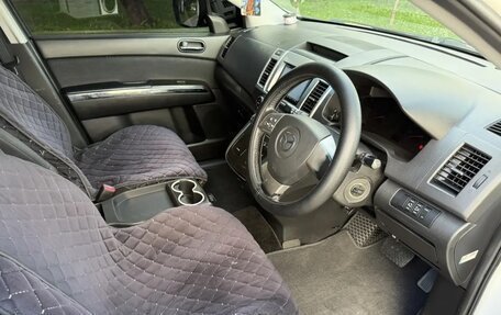 Mazda MPV III, 2008 год, 800 000 рублей, 10 фотография