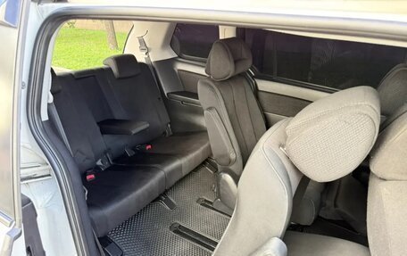 Mazda MPV III, 2008 год, 800 000 рублей, 15 фотография