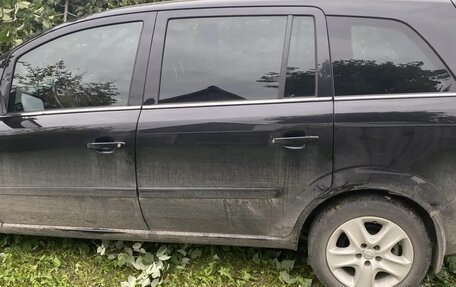 Opel Zafira B, 2011 год, 650 000 рублей, 11 фотография