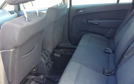 Opel Zafira B, 2011 год, 650 000 рублей, 9 фотография