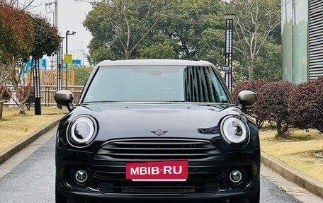 MINI Clubman, 2022 год, 1 760 000 рублей, 2 фотография