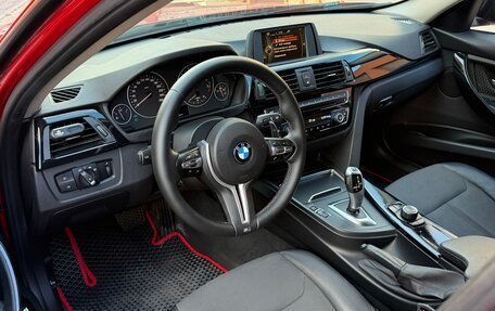 BMW 3 серия, 2016 год, 1 460 000 рублей, 14 фотография