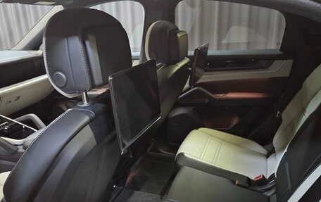 Porsche Cayenne III, 2024 год, 19 999 000 рублей, 13 фотография