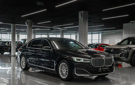BMW 7 серия, 2020 год, 3 900 000 рублей, 2 фотография
