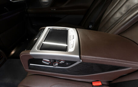 BMW 7 серия, 2020 год, 3 900 000 рублей, 16 фотография
