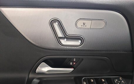 Mercedes-Benz GLB, 2022 год, 2 130 000 рублей, 7 фотография