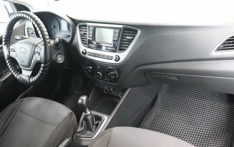 Hyundai Solaris II рестайлинг, 2018 год, 1 131 000 рублей, 6 фотография