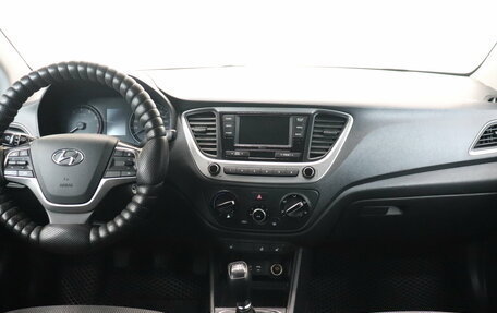 Hyundai Solaris II рестайлинг, 2018 год, 1 131 000 рублей, 7 фотография