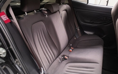 Toyota Yaris Cross, 2020 год, 2 099 000 рублей, 19 фотография