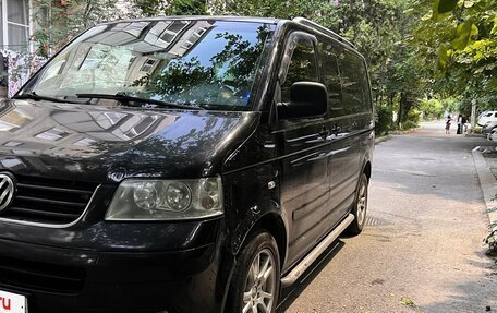 Volkswagen Multivan T5, 2004 год, 1 100 000 рублей, 1 фотография