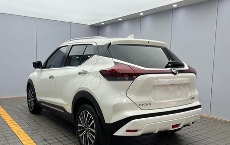Nissan Kicks I, 2022 год, 1 330 000 рублей, 4 фотография