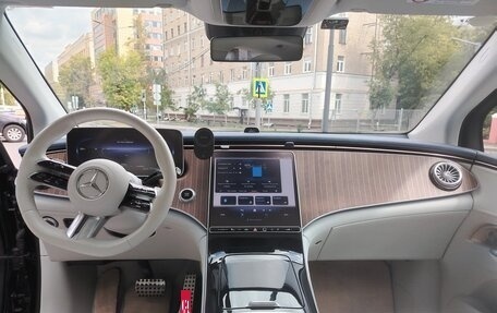 Mercedes-Benz EQE, 2023 год, 7 800 000 рублей, 8 фотография