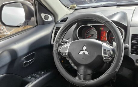 Mitsubishi Outlander III рестайлинг 3, 2007 год, 767 000 рублей, 9 фотография