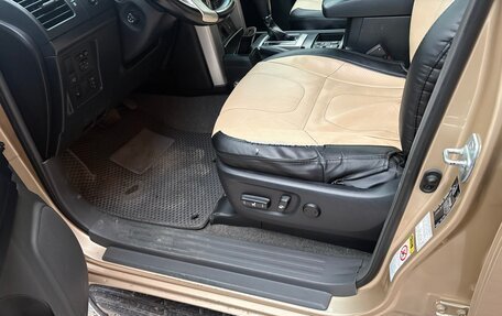 Toyota Land Cruiser Prado 150 рестайлинг 2, 2009 год, 2 700 000 рублей, 9 фотография