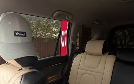Toyota Land Cruiser Prado 150 рестайлинг 2, 2009 год, 2 700 000 рублей, 11 фотография
