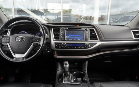 Toyota Highlander III, 2019 год, 3 899 000 рублей, 12 фотография
