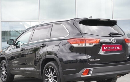 Toyota Highlander III, 2019 год, 3 899 000 рублей, 7 фотография