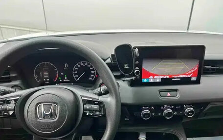 Honda Vezel, 2023 год, 1 254 600 рублей, 10 фотография