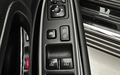 Mitsubishi Outlander III рестайлинг 3, 2022 год, 1 600 000 рублей, 10 фотография
