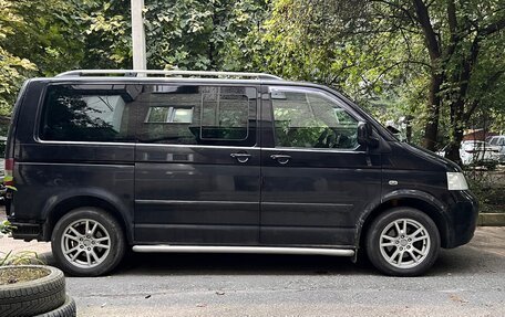 Volkswagen Multivan T5, 2004 год, 1 100 000 рублей, 3 фотография